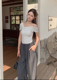 (Category: ) located in . Submitted by __mingg__ (Listing ID 1465273142, Image 1). Description: .