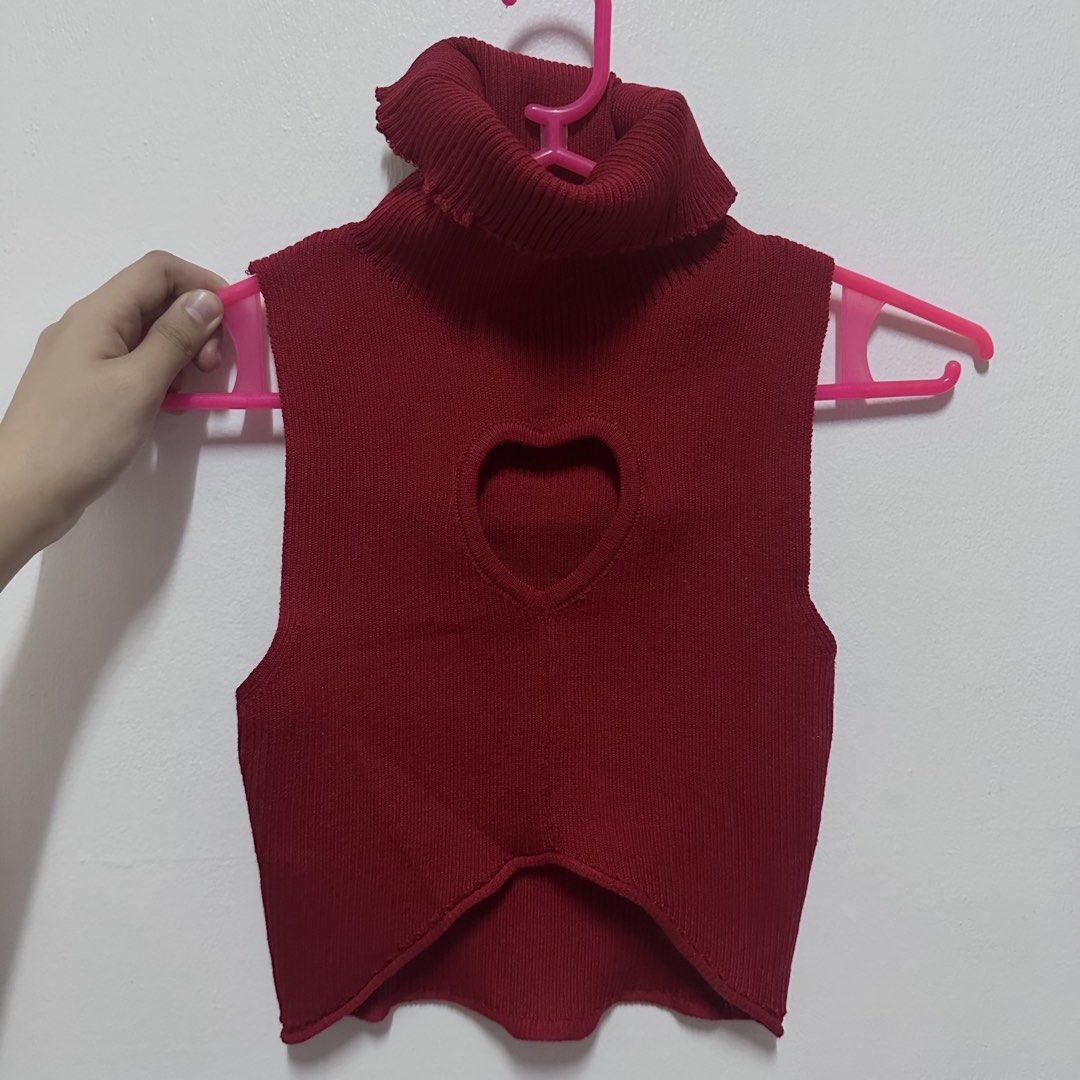 8 Tops Bundle from H&M, SHEIN, Lovito (Category: Shirts) located in Valenzuela. Submitted by whitefluff.cookie (Listing ID 1465285684, Image 1). Description: Decluttering my closet and letting go of these cute tops 🫶🏻 ♡ 8 tops for ₱800 — ₱100 each! ♡ Brands: H&M, Lovito & SHEIN ♡ Sizes: Small–Medium (varies per piece) ♡ Good condition — no flaws or issues ✨ Included: • 1 H&M blue sleeveless top • 3 SHEIN tops — red turtleneck sleeveless + 2 ruf