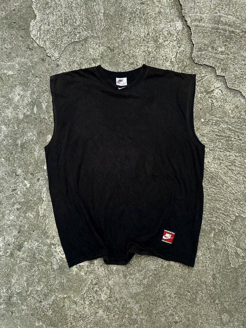 90s VINTAGE NIKE TANK TOP (Category: Tshirts & Polo Shirts ) located in Dasmarinas. Submitted by thrifteverywhere (Listing ID 1465267777, Image 1). Description: Vintage Nike Tank Top Good condition No issue.