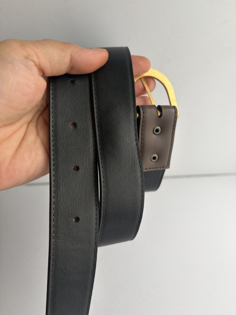 9. Brown Leather Belt 53 (Category: Belts) located in Quezon City. Submitted by wagwagan_ukay_blues (Listing ID 1465233793, Image 3). Description: From Japan In good condition Signs of usage Please manage your expectations Hole size -30”-34” Width -1.1” Overall-37” Novaliches Qc.