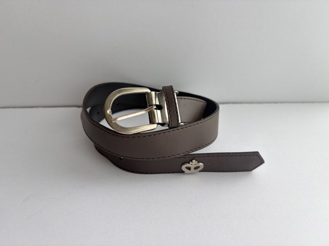 9. Brown Leather Belt 55 (Category: Belts) located in Quezon City. Submitted by wagwagan_ukay_blues (Listing ID 1465234516, Image 2). Description: From Japan In good condition Signs of usage Please manage your expectations Hole size -24”-28” Width -.9” Overall-33” Novaliches Qc.