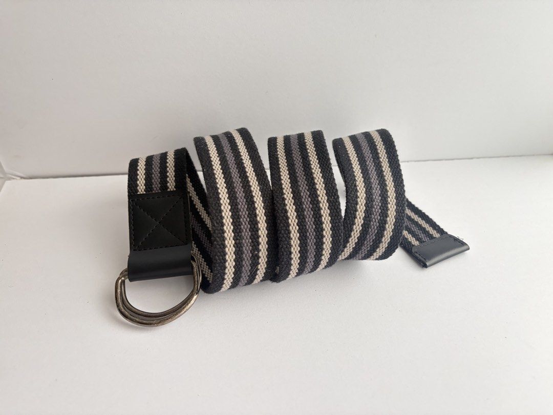 9. Double Buckle TriColor Canvas Belt (Category: Belts) located in Quezon City. Submitted by wagwagan_ukay_blues (Listing ID 1465229467, Image 2). Description: From Japan In good condition Signs of usage Please manage your expectations Width -1.5” Overall-45” Novaliches Qc.