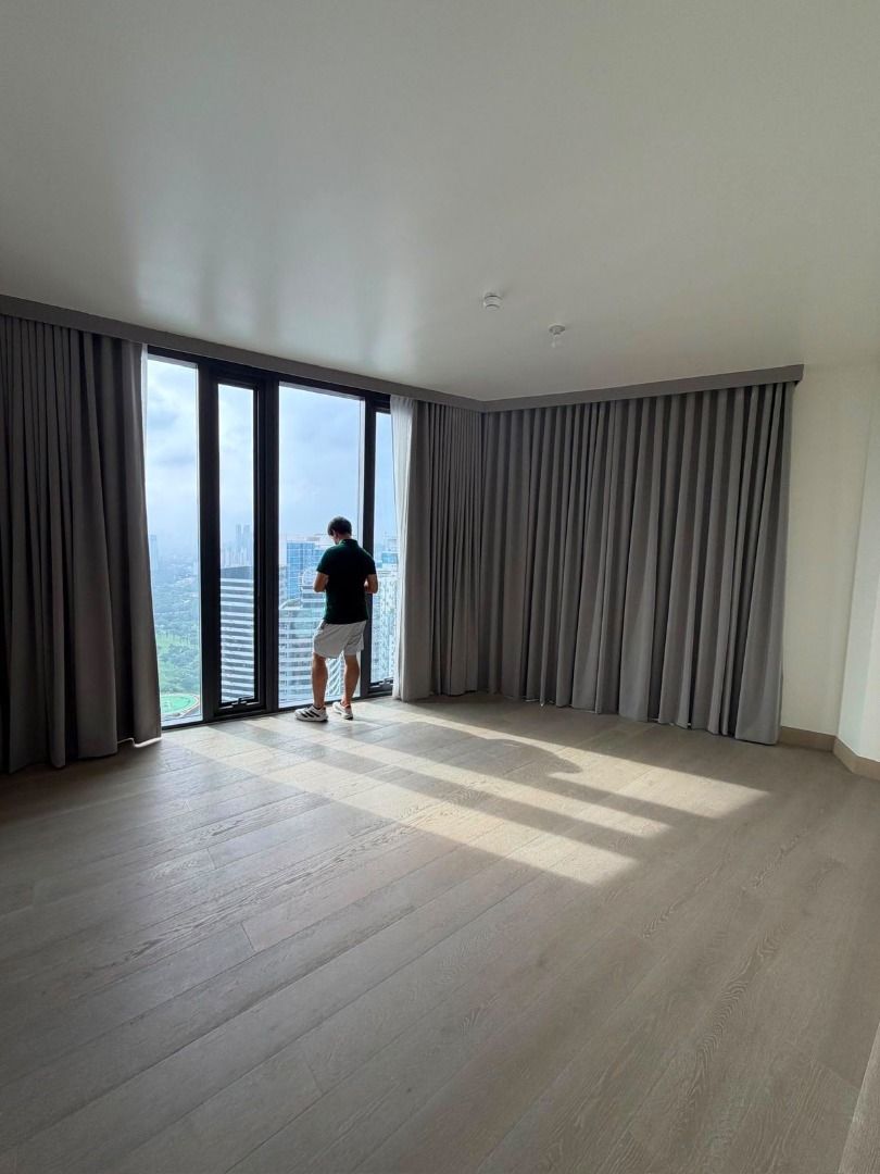 📍 Aurelia BGC - West A Premier (Category: Apartments & Condos) located in Makati City. Submitted by renzproperties (Listing ID 1465298237, Image 2). Description: 📍 Aurelia BGC - West A Premier For Sale - ₱205M + buyer’s charges 3BR + den 3.5TB FA: 283 sqm Inclusions: Semi Furnished Parking: 3 slots Features: - West “A” Premier - High floor few floors below penthouse - Facing Forbes Park & BGC Skyline *DIRECT TO OWNER* ⬇️More properties⬇️ FB & I