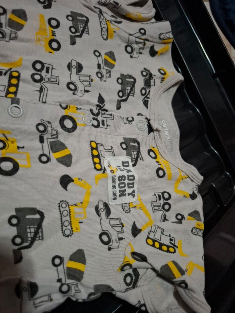 ❤️ BABY BOY BUNDE ROMPER (Category: Babies & Kids Fashion) located in Narvacan. Submitted by HopefulVy (Listing ID 1465271450, Image 3). Description: Baby boy 3-6 months romper.