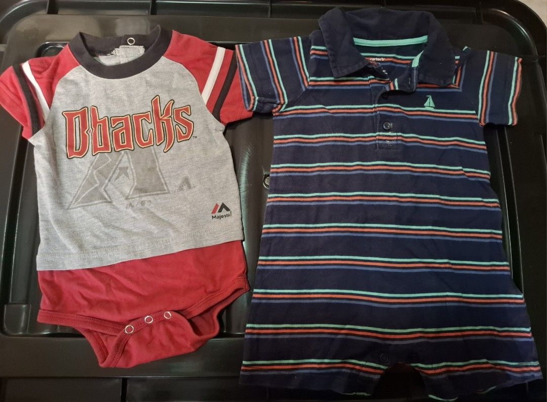 ❤️ BUNDBLE BABY BOY ROMPER 18 MONTHS (Category: Babies & Kids Fashion) located in Narvacan. Submitted by HopefulVy (Listing ID 1465267540, Image 1). Description: 2 pcs romper for baby boy 18 months.