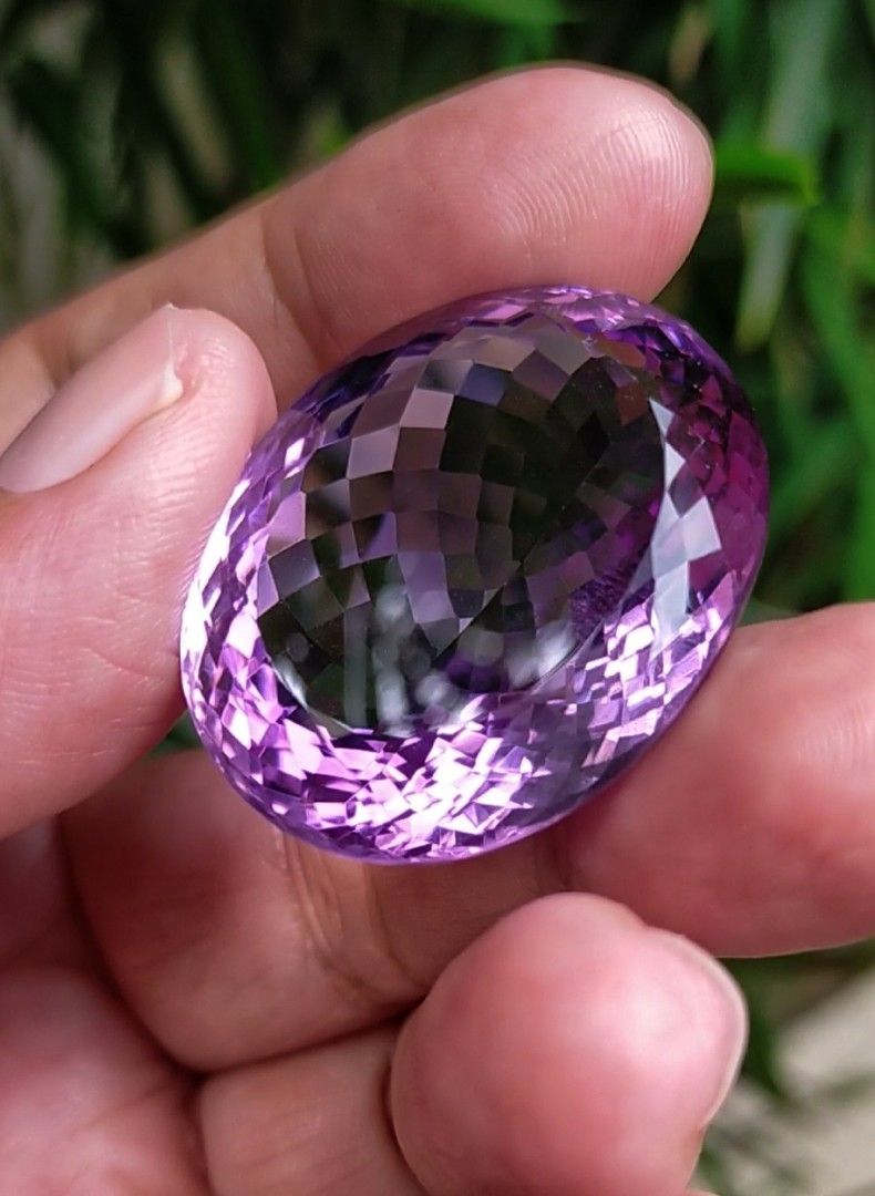 💯 Natural AMETHYST loose (w/ certificate) (Category: Precious Stones) located in Kawit. Submitted by authentic_gemstones_byalton (Listing ID 1465209099, Image 1). Description: AVAILABLE ❗ ▪️NATURAL AMETHYST LOOSE▪️ -78.5 carats -32.0x25.0x15.0(mm) dimension -Oval faceted cut -VVS (clarity) -W/ certificate -Unheated/untreated -7.0 (hardness) -100% brand new item -Uruguay (origin).