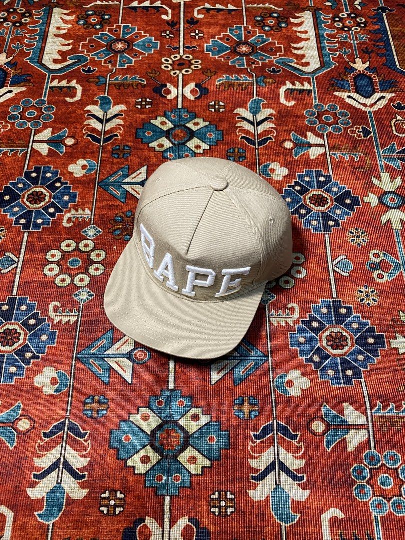 A BATHING APE “BAPE” PATCH SNAP BACK (Category: Caps & Hats) located in Antipolo. Submitted by asiansnot613 (Listing ID 1465333706, Image 1). Description: wts a bathing ape “bape” patch snapback osfa | used - good authentic dm for more details antipolo city, rizal 📌.