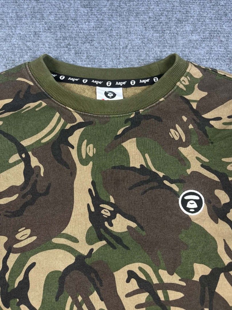 Aape Camou Sweater (Category: Coats, Jackets and Outerwear) located in Tayabas. Submitted by renew.revibe (Listing ID 1465195734, Image 3). Description: Aape Camou Sweater Excellent Condition C.R 9.5/10 Medium (21x25) 700 +SF.
