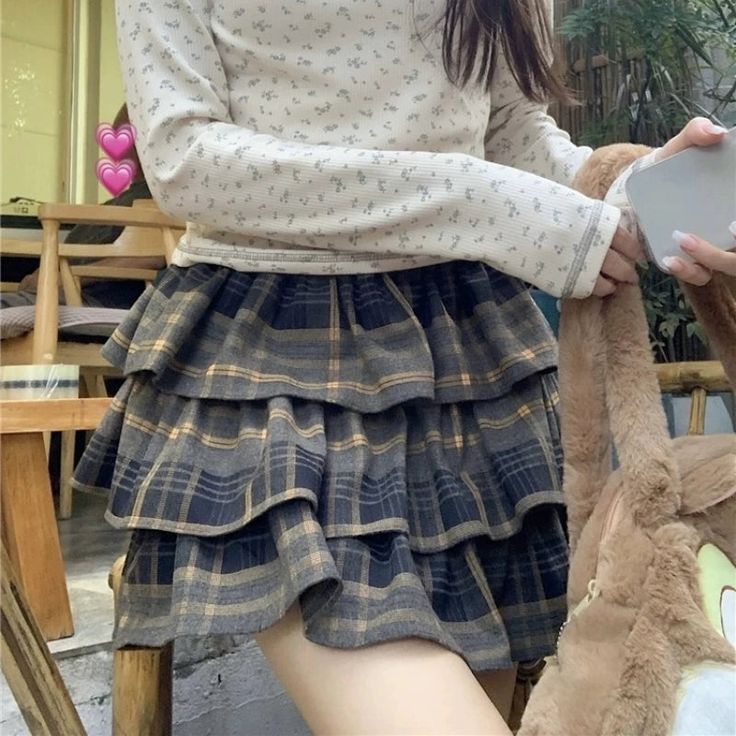ABERCROMBIE STRIPES (Category: Skirts) located in Manila. Submitted by icamalicdem29 (Listing ID 1465381298, Image 2). Description: .