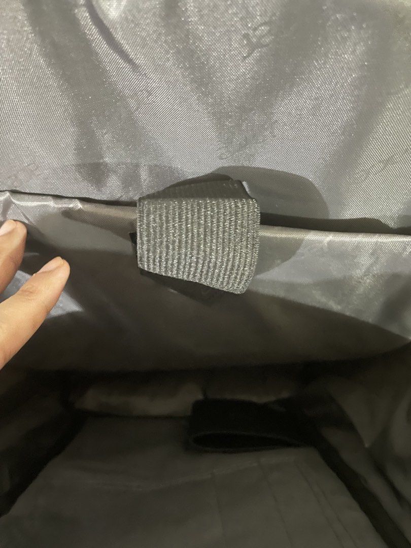 ACER Laptop Backpack Grey Inner Compartment (Category: Backpacks) located in Talisay. Submitted by mrjannchristian (Listing ID 1465355416, Image 3). Description: - Authentic grey Acer backpack - Stylish interior lining featuring a branded repeating logo pattern - Multiple internal pockets and slip compartments for easy organization - Durable black strap for tumbler inside - Manufacture date: July 2024 (Made in China) - Ideal for school, work, or 
