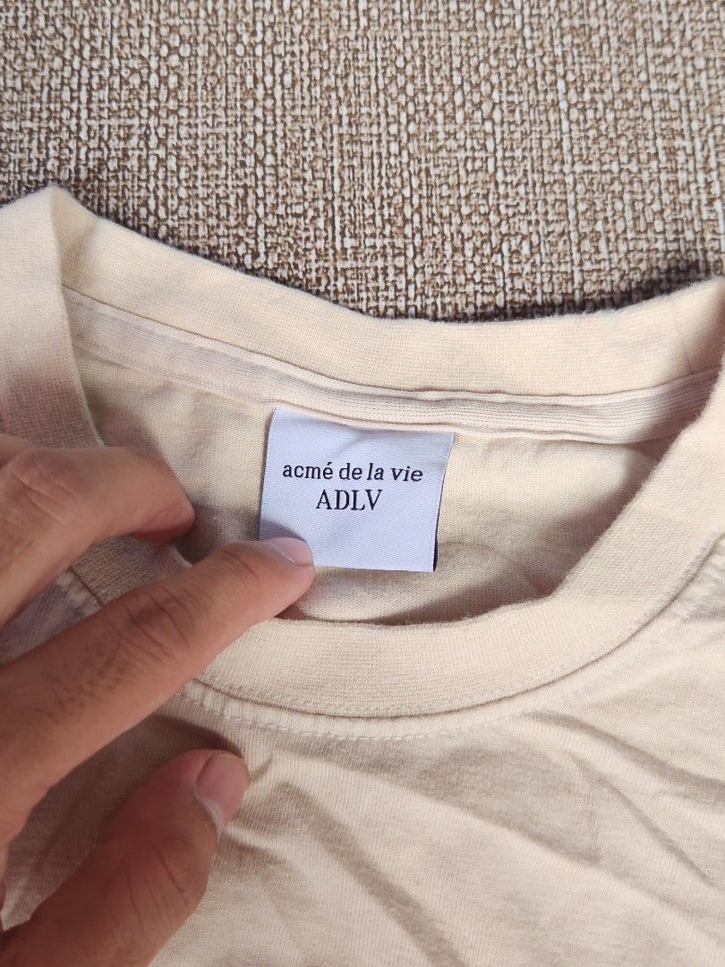 acmé de la vie ADLV (Category: Tshirts & Polo Shirts ) located in Las Pinas. Submitted by jrwnrzn (Listing ID 1465303292, Image 3). Description: - Brand: acmé de la vie (ADLV) - Color: Beige - Size: small26L x 19W (Regular fit) - no issue excellent condition - 800 .