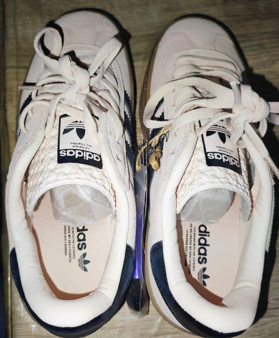 Adidas Gazelle (Category: Sneakers) located in General Trias. Submitted by dexieshop (Listing ID 1465351049, Image 3). Description: * Adidas Gazelle Mall pull-out *Color: Beige with Black Stripes *Authenticity not guaranteed * Fit to Size 6 *Payment via gcash or BDO bank *Delivery via Grab/Lalamove/J&T *Shipping c/o Buyer.