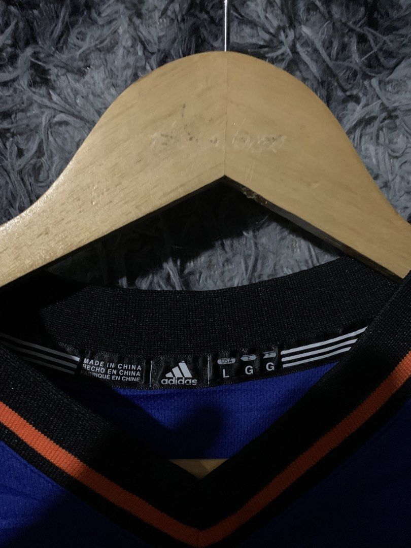 Adidas Jersey (Category: Activewear) located in Manila. Submitted by etchelverano (Listing ID 1465287425, Image 3). Description: Adidas Jersey Lin Brand new No issue Size L Youth Dimes L27 W20.5.