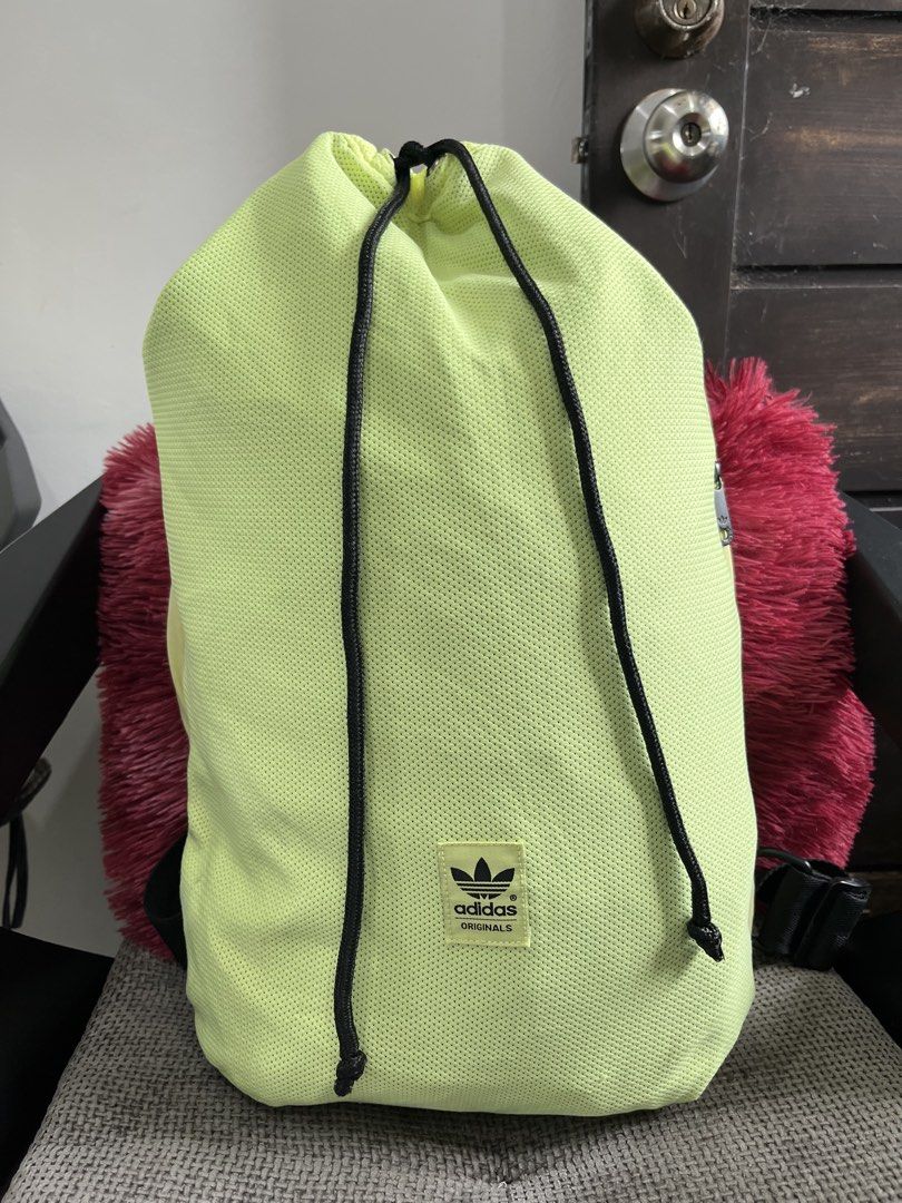 Adidas Originals Backpack (Category: Backpacks) located in Reina Mercedes. Submitted by beyondthebagsph (Listing ID 1465196405, Image 1). Description: ADIDAS Originals Backpack 100% Original Large size May padded laptop compartment Very good condition Labhan niyo nalang DM 📥.