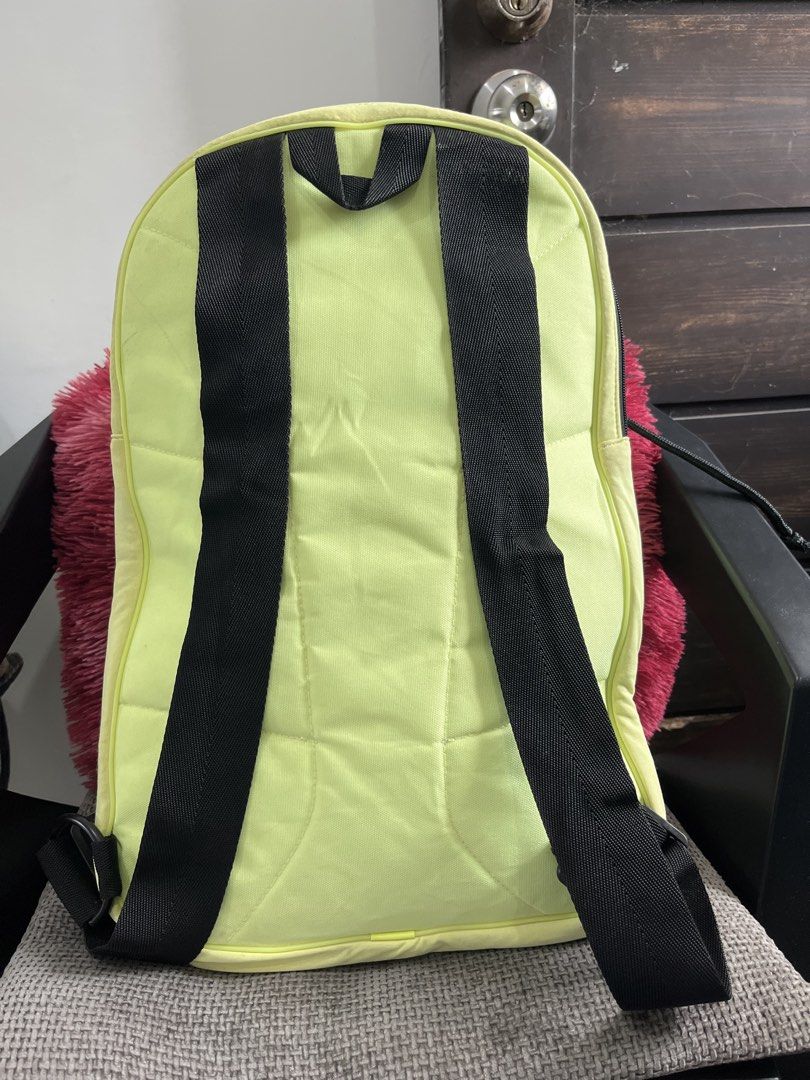 Adidas Originals Backpack (Category: Backpacks) located in Reina Mercedes. Submitted by beyondthebagsph (Listing ID 1465196405, Image 3). Description: ADIDAS Originals Backpack 100% Original Large size May padded laptop compartment Very good condition Labhan niyo nalang DM 📥.