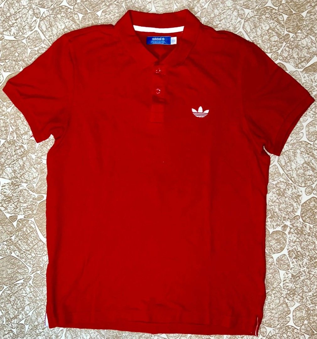 Adidas Polo (Category: Tshirts & Polo Shirts ) located in Cebu City. Submitted by chrismark.cavan11 (Listing ID 1465294766, Image 1). Description: Adidas ko Medium Excellent condition.