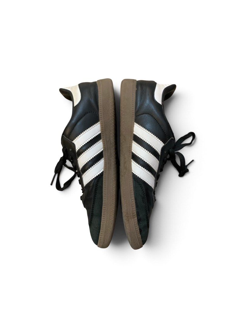 Adidas Samba (Category: Sneakers) located in Calamba. Submitted by tobs.thriftz (Listing ID 1465197580, Image 1). Description: Size - 8US, 41.5EUR Issue - Sole Separation due to age, Needs re-glue, minimal heel drags Still in Good Condition & Still Wearable Price - ₱400 All items are 100% thrifted / pre-loved and may show normal signs of wear due to previous use and age. Please manage your expectations before purchasing. We do our best to disclos