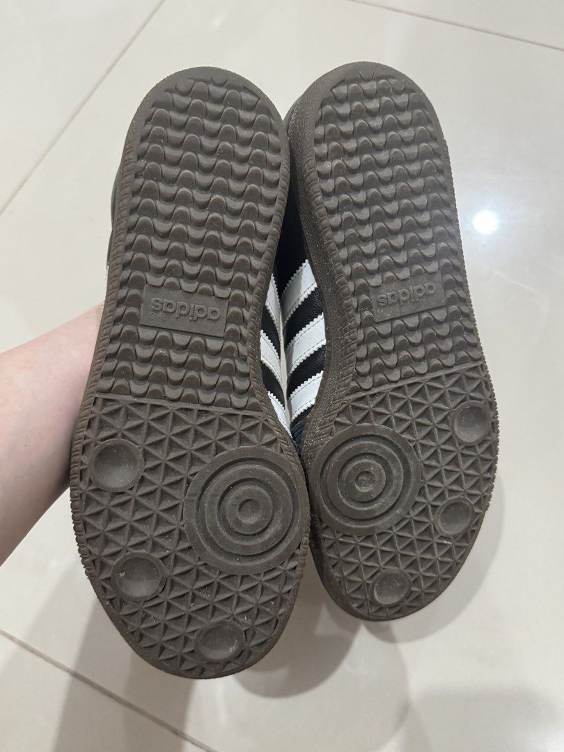ADIDAS Samba OG - Core Black / Cloud White / Gum (Category: Sneakers) located in Dasmarinas. Submitted by alische_tm (Listing ID 1465298868, Image 2). Description: ✅ Bought from Japan - 💯 authentic ✅ No more box ✅ UK 4.5 / JP 23.0 / US M 5 ✅ RFS: Rarely used / Decluttering.