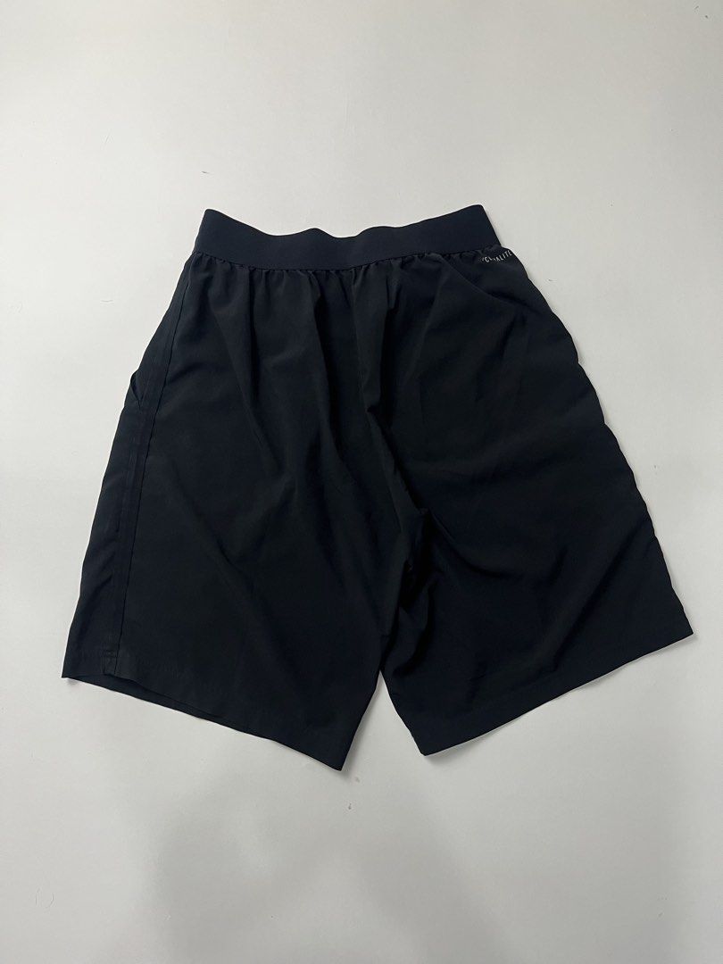 Adidas Shorts (Category: Shorts) located in Makati City. Submitted by ufcknwthbst (Listing ID 1465193096, Image 3). Description: 20 inch length 9.5/10 condition No issue.
