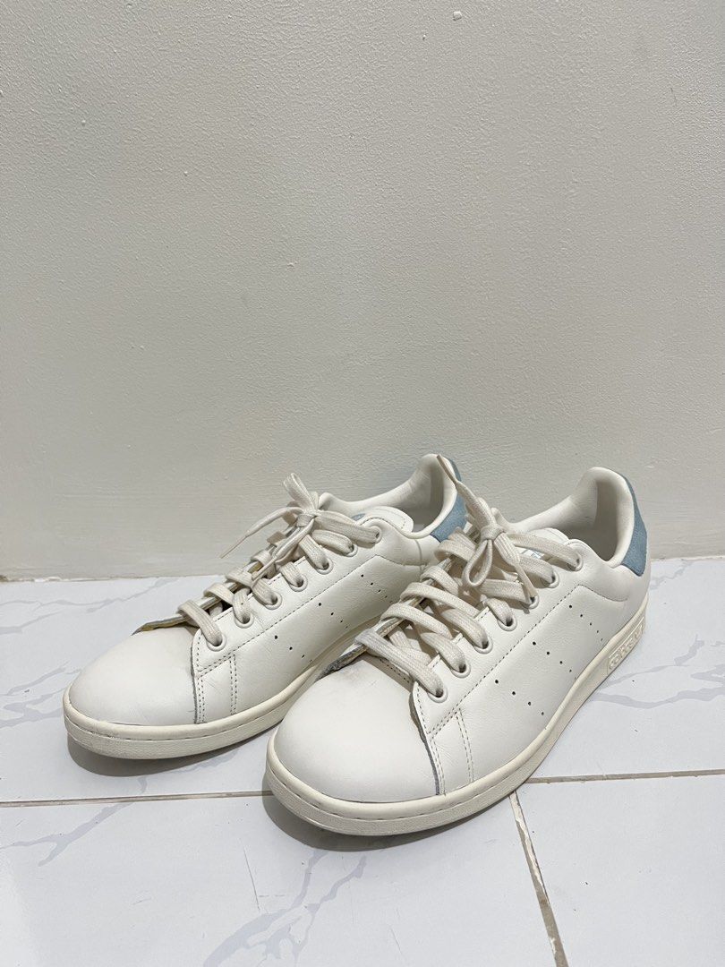 Adidas Superstar Sneakers Shoes (Category: Sneakers) located in Angeles City. Submitted by crsbunny (Listing ID 1465304924, Image 3). Description: decluttering still good condition no issue di nag babakbak next slide po yung size ₱3,000 each. still negotiable 📍ANGELES CITY PAMPANGA.