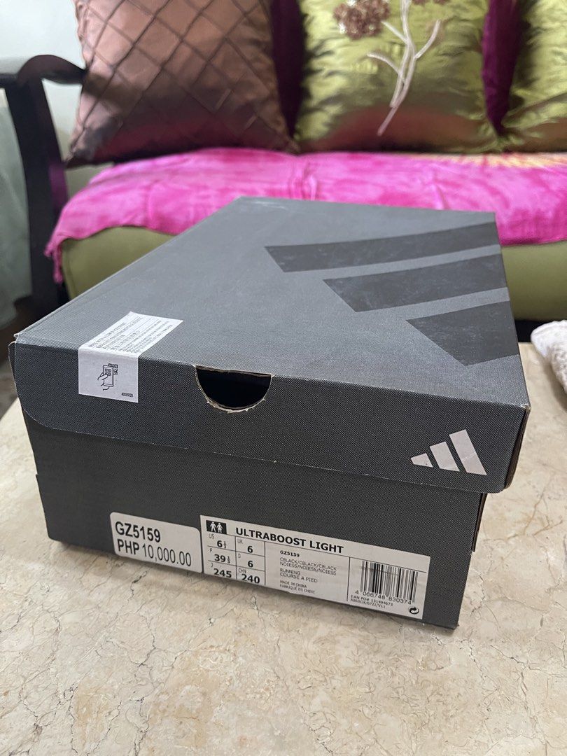 Adidas Ulta boost light (Category: Sneakers) located in Manila. Submitted by dstrangerthings (Listing ID 1465357590, Image 3). Description: .