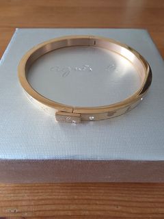 （分類：）位於 。 由 rl2987680034775 提交（商品編號 1465349818，圖片 1）。簡介： 。