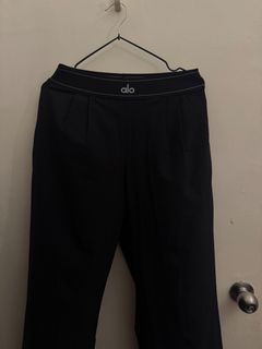 (Category: ) located in . Submitted by hercloset05 (Listing ID 1465339247, Image 1). Description: .