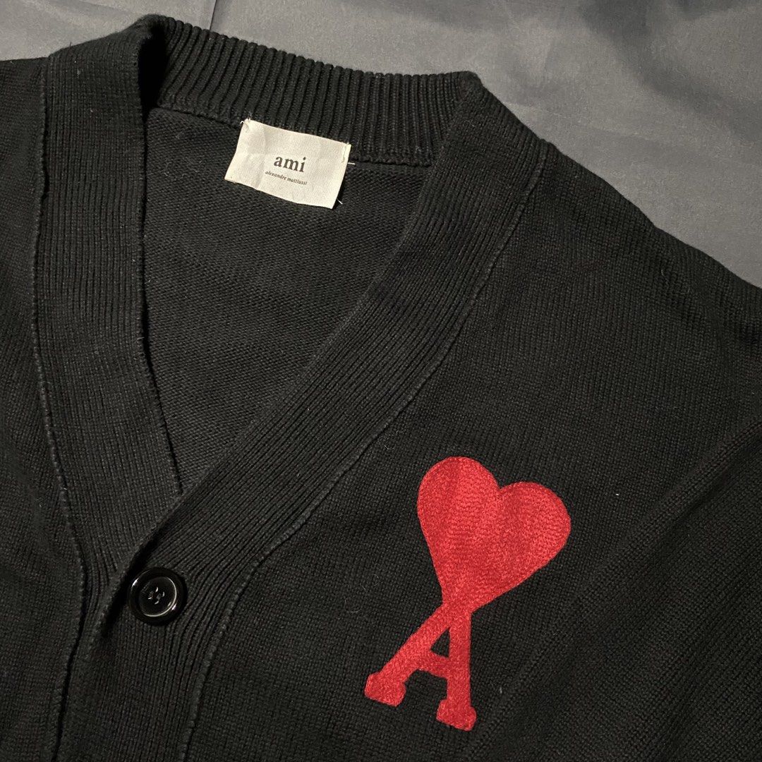 Ami Cardigan (Category: Coats, Jackets and Outerwear) located in Bacolod City. Submitted by junked.thrifts (Listing ID 1465284348, Image 1). Description: Authentic Size L Asnew 9.8 Color Rate 23x26.