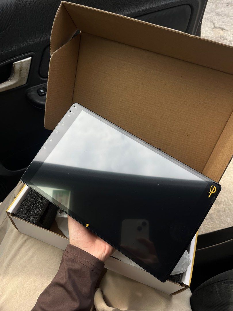 ANDROID PLAYER 10inch (Category: Android) located in Petaling Jaya. Submitted by fzemm (Listing ID 1465187021, Image 2). Description: SP Audio Space Series Android15 6+128GB Octa Core Car Player Built-in DSP Fan Wireless CarPlay semua benda support, antara android paling latest, harga beli rm6++, jual balik sebab sayang pula android yang lama, + urgent nak guna duit .