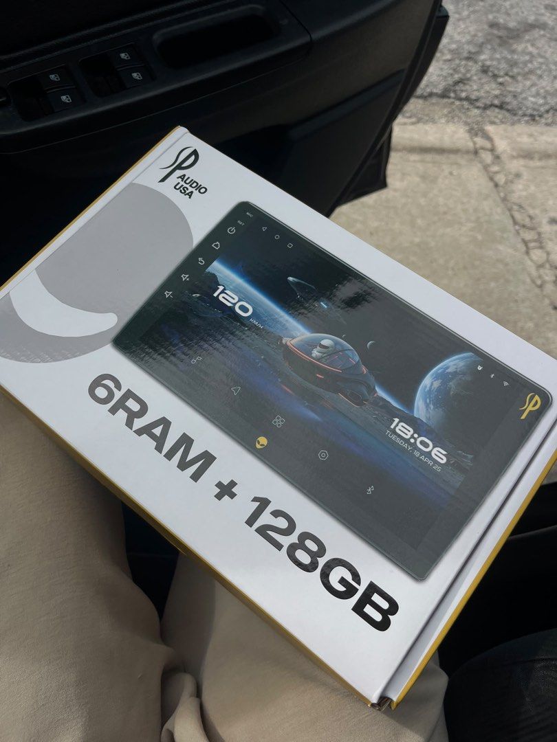 ANDROID PLAYER 10inch (Category: Android) located in Petaling Jaya. Submitted by fzemm (Listing ID 1465187021, Image 1). Description: SP Audio Space Series Android15 6+128GB Octa Core Car Player Built-in DSP Fan Wireless CarPlay semua benda support, antara android paling latest, harga beli rm6++, jual balik sebab sayang pula android yang lama, + urgent nak guna duit .