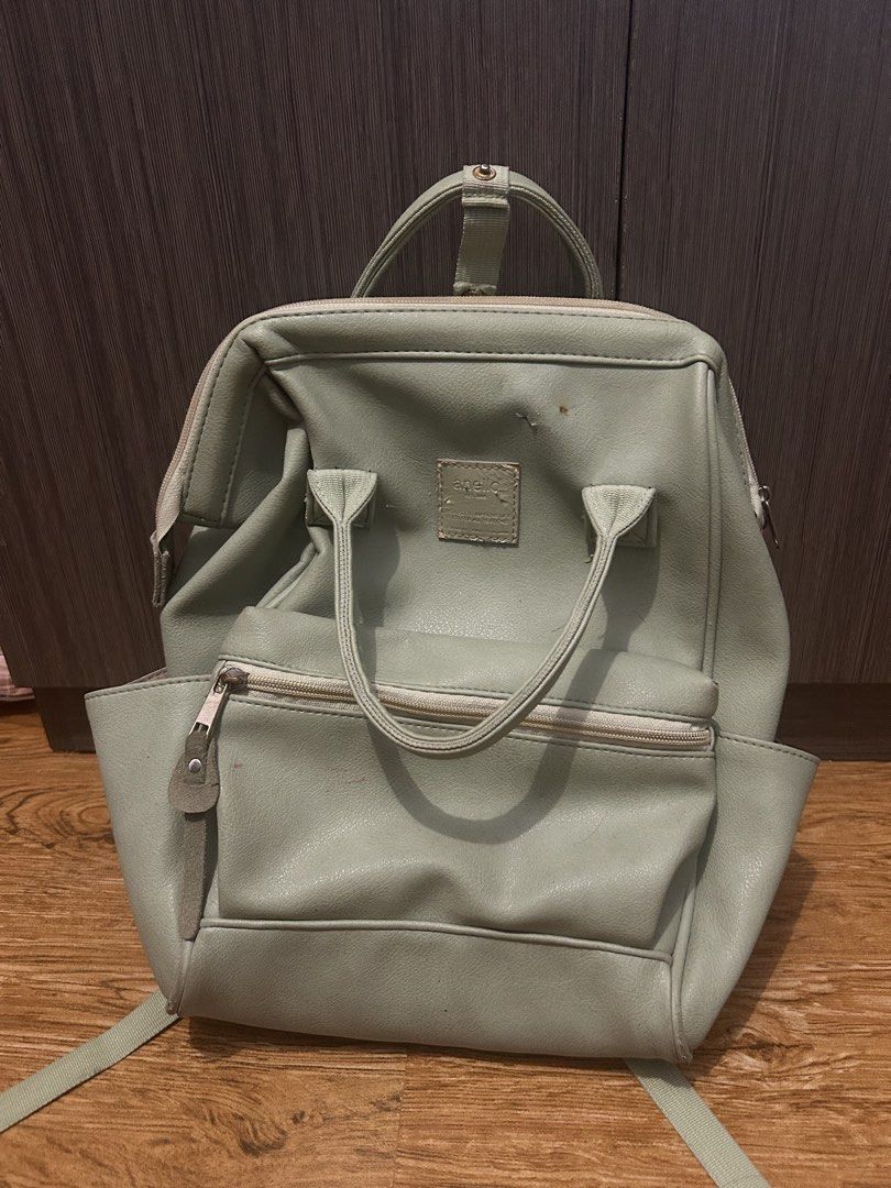 Anello Backpack (Pre-loved) (Category: Backpacks) located in Marikina City. Submitted by anglef1sh (Listing ID 1465290744, Image 1). Description: *ੈ✩‧₊˚༺☆༻*ੈ✩‧₊˚ (costumer shoulders sf) ── .✦ 🪽𓂃⋆.˚ gcash payment only !! // lalamove or JNT delivery dm for more details if interested 💌 📍metro manila, marikina.