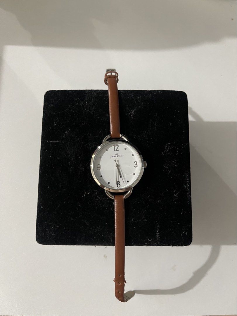 Anne Klein Genuine Leather Watch (Category: Women's Watches) located in Quezon City. Submitted by luckylavishdeclutter (Listing ID 1465266639, Image 1). Description: See pics for authenticity and issues. Working Usually retails around 8k slightly nego for sure buyer! Original Leather.