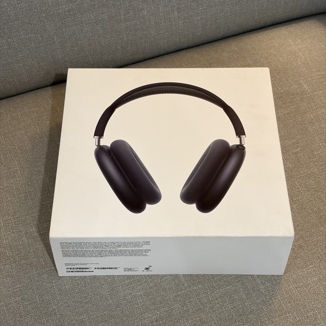 Apple AirPods Max (USB-C) Midnight (Category: Headphones & Headsets) located in Angeles City. Submitted by miggyhipolito (Listing ID 1465216103, Image 1). Description: Apple AirPods Max (USB-C) - Midnight Brand new sealed. From PowerMac RFS: company incentive, extra 25k only. SRP 34,990. Save 10k! Angeles City, Pampanga.