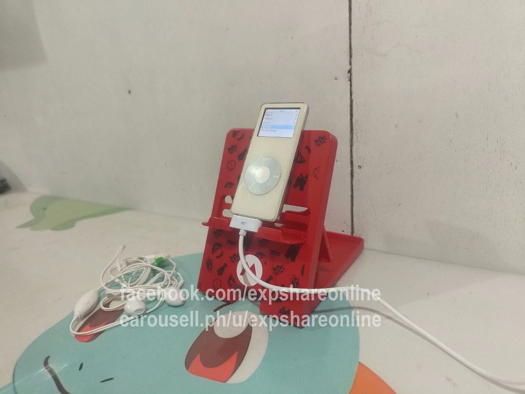 Apple iPod Nano 1st Gen 1GB (Category: Portable Music Players) located in Cebu City. Submitted by expshareonline (Listing ID 1465191159, Image 3). Description: Please take time to read! No trades! Price: P1400 Condition: -Tested and working -Battery does not charge -Still presentable Includes: -iPod nano unit -USB Charger/Data cable -Wired headphone Location: -Cebu City, Lahug area -Free delivery within Cebu City, Mandaue, and Talisay City -Accep
