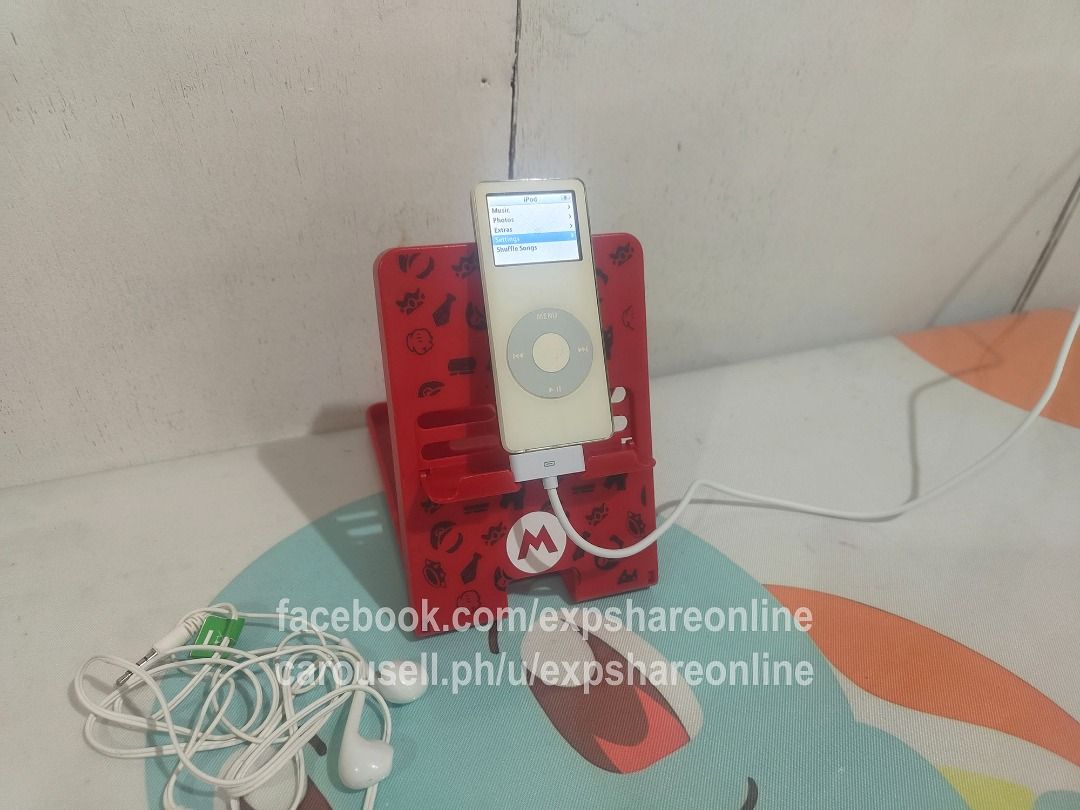 Apple iPod Nano 1st Gen 1GB (Category: Portable Music Players) located in Cebu City. Submitted by expshareonline (Listing ID 1465191159, Image 2). Description: Please take time to read! No trades! Price: P1400 Condition: -Tested and working -Battery does not charge -Still presentable Includes: -iPod nano unit -USB Charger/Data cable -Wired headphone Location: -Cebu City, Lahug area -Free delivery within Cebu City, Mandaue, and Talisay City -Accep