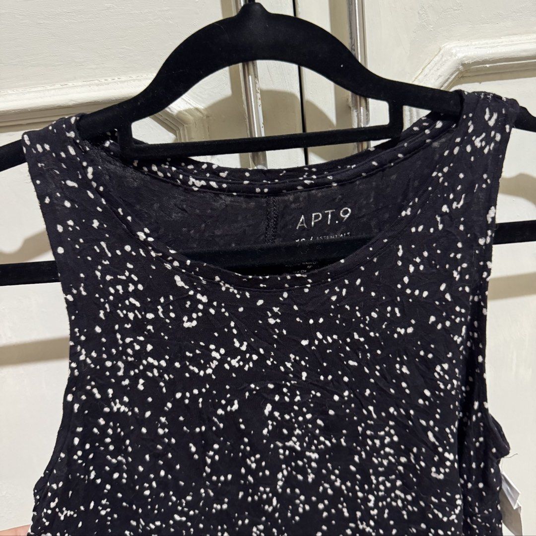 Apt 9 Tank Top (Category: Sleeveless) located in Vigan. Submitted by chiyannav (Listing ID 1465345999, Image 2). Description: .