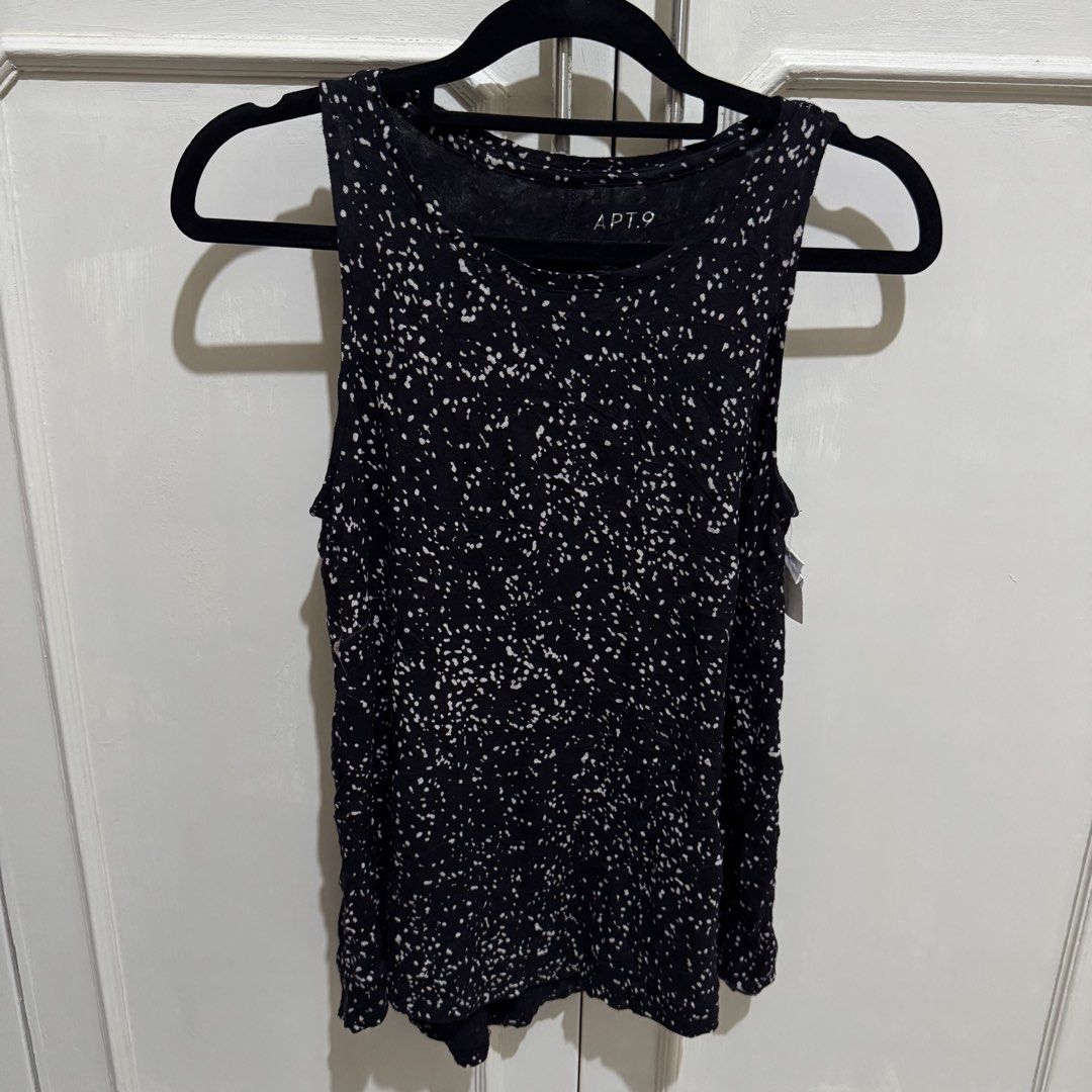 Apt 9 Tank Top (Category: Sleeveless) located in Vigan. Submitted by chiyannav (Listing ID 1465345999, Image 1). Description: .