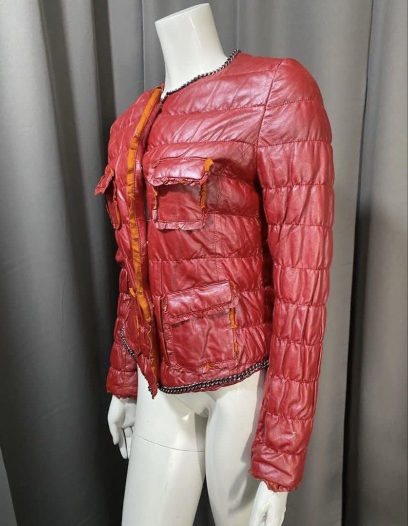 Archive Roberto Cavalli Leather Jacket (Category: Coats, Jackets and Outerwear) located in Baguio. Submitted by thecollector2600 (Listing ID 1465321883, Image 1). Description: 17” x 20” Real leather.
