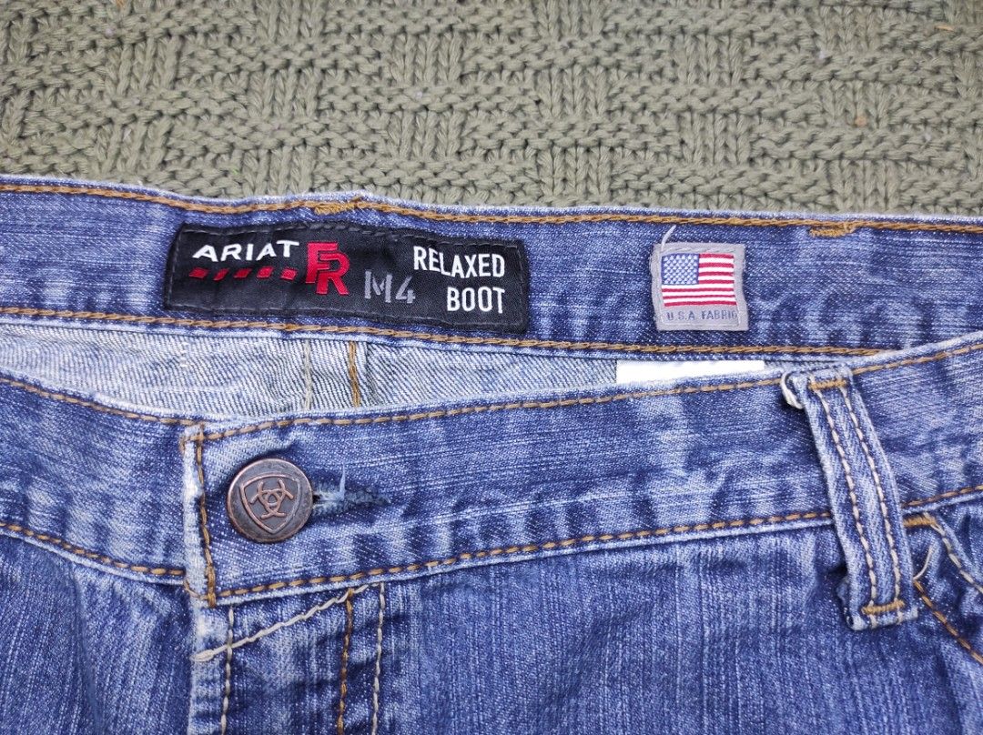 ARIAT CARPENTER PANTS (Category: Jeans) located in Las Pinas. Submitted by jeusmanlangit (Listing ID 1465219019, Image 3). Description: ARIAT CARPENTER PANTS DIMES: W: 38 L: 40 HEM: 10 ISSUE: STAIN SA HARAP KITA SA PIC 550 PESOS LANG DM📩.