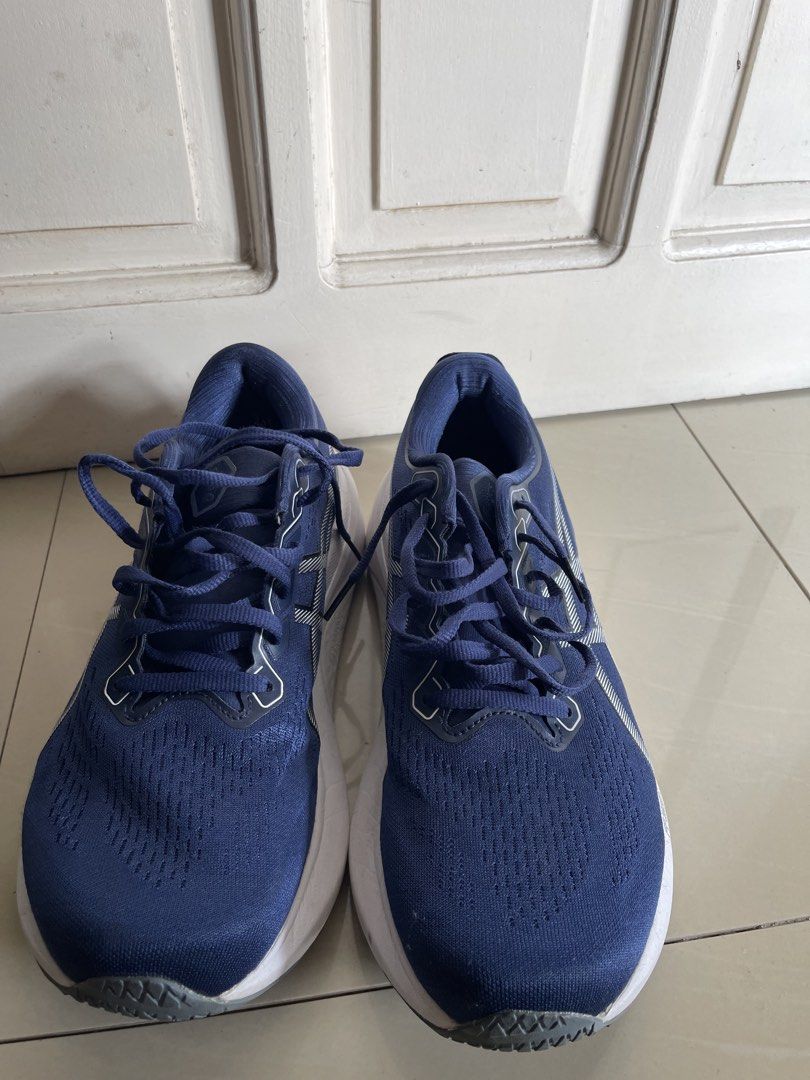 ASICS Gel Kayano 30 Textile (Category: Sneakers) located in Santa Rosa. Submitted by jaleendlal (Listing ID 1465319328, Image 1). Description: .