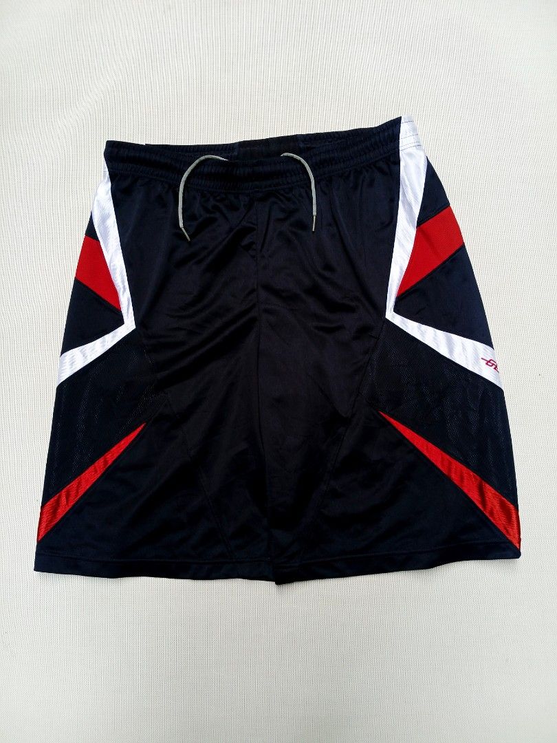 ASICS gelburst jersey shorts (Category: Shorts) located in Candelaria. Submitted by saorsa.thrift (Listing ID 1465306772, Image 2). Description: ASICS gelburst jersey shorts •Size: Large •Waist: 32-37 •Lenght: 23 •Condition: Excellent •Issue: None 🏷️ 450 + sf.