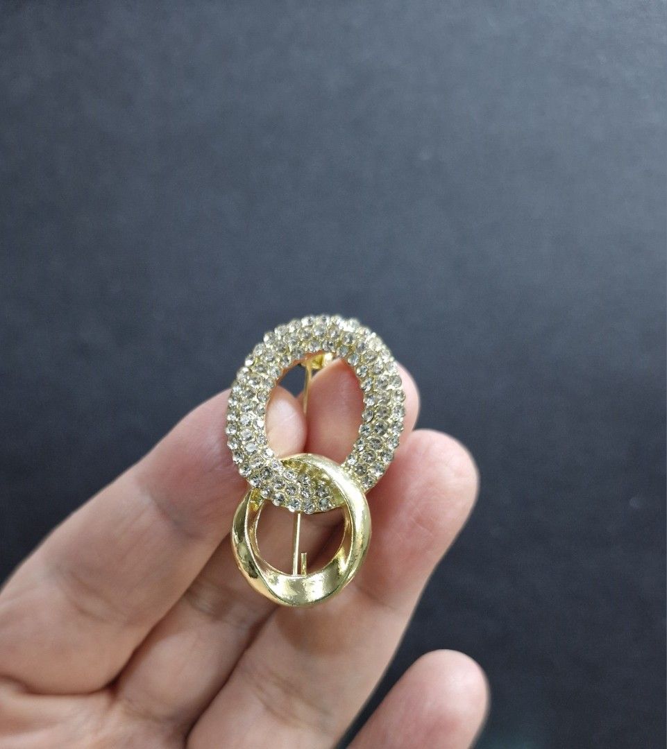 Assymetrical Brooch Design 2 (Category: Brooches) located in Taguig. Submitted by mommaschoice (Listing ID 1465345186, Image 2). Description: Brand New Simply elegant Adorned w/rhinestones Lightweight won't damage the fabric Ships nationwide.