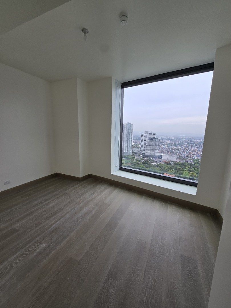 Aurelia BG (Category: Apartments & Condos) located in Makati City. Submitted by tjsssss (Listing ID 1465225561, Image 2). Description: For sale! Aurelia Residences BGC brand-new house South Wing B east-facing area 293 square meters with two parking spaces 155M.