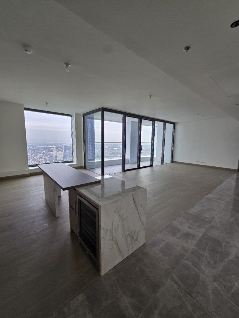 Aurelia BG (Category: Apartments & Condos) located in Makati City. Submitted by tjsssss (Listing ID 1465225561, Image 1). Description: For sale! Aurelia Residences BGC brand-new house South Wing B east-facing area 293 square meters with two parking spaces 155M.