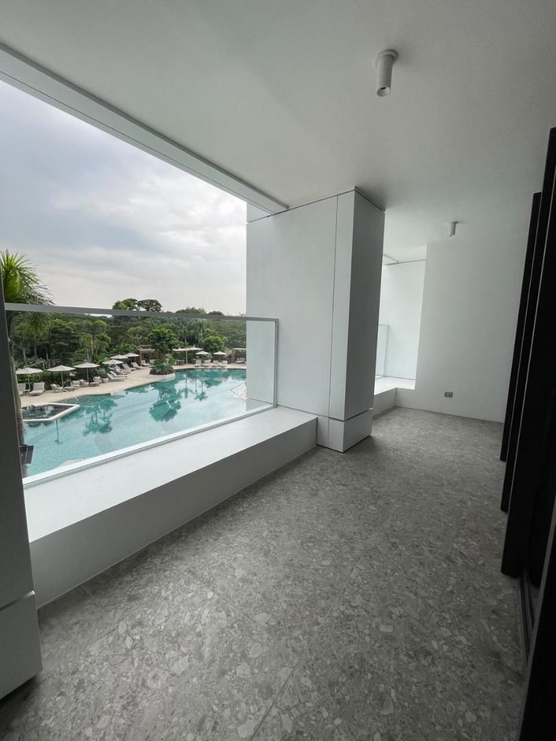 📍Aurelia BGC | Rare Unit For Sale (Category: Apartments & Condos) located in Makati City. Submitted by renzproperties (Listing ID 1465312422, Image 3). Description: 📍Aurelia BGC | Rare Unit For Sale For Sale - ₱240M Gross 3BR + den 3.5TB FA: 281 sqm Inclusions: Semi Furnished Parking: 2 slots (ground floor) Features: - Lowest floor with spectacular view of the amenities 🌊 and Forbes Park 🌳 *DIRECT TO OWNER* ⬇️More properties⬇️ FB & IG - renzp