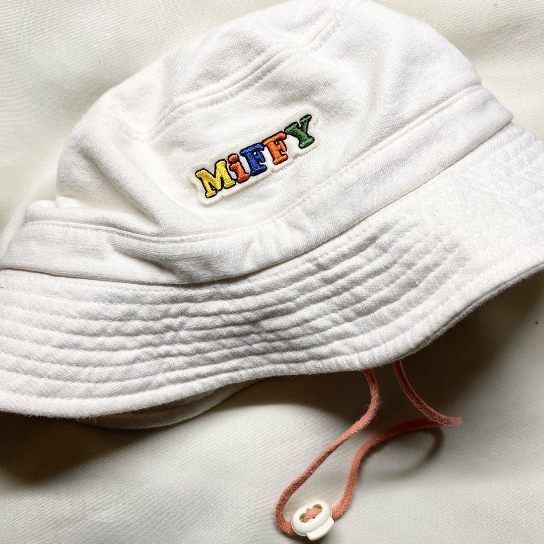AUTHENTIC 🇰🇷 | Miffy Bucket Hat (Category: Hats & Beanies) located in Cebu City. Submitted by slayful (Listing ID 1465229347, Image 1). Description: .