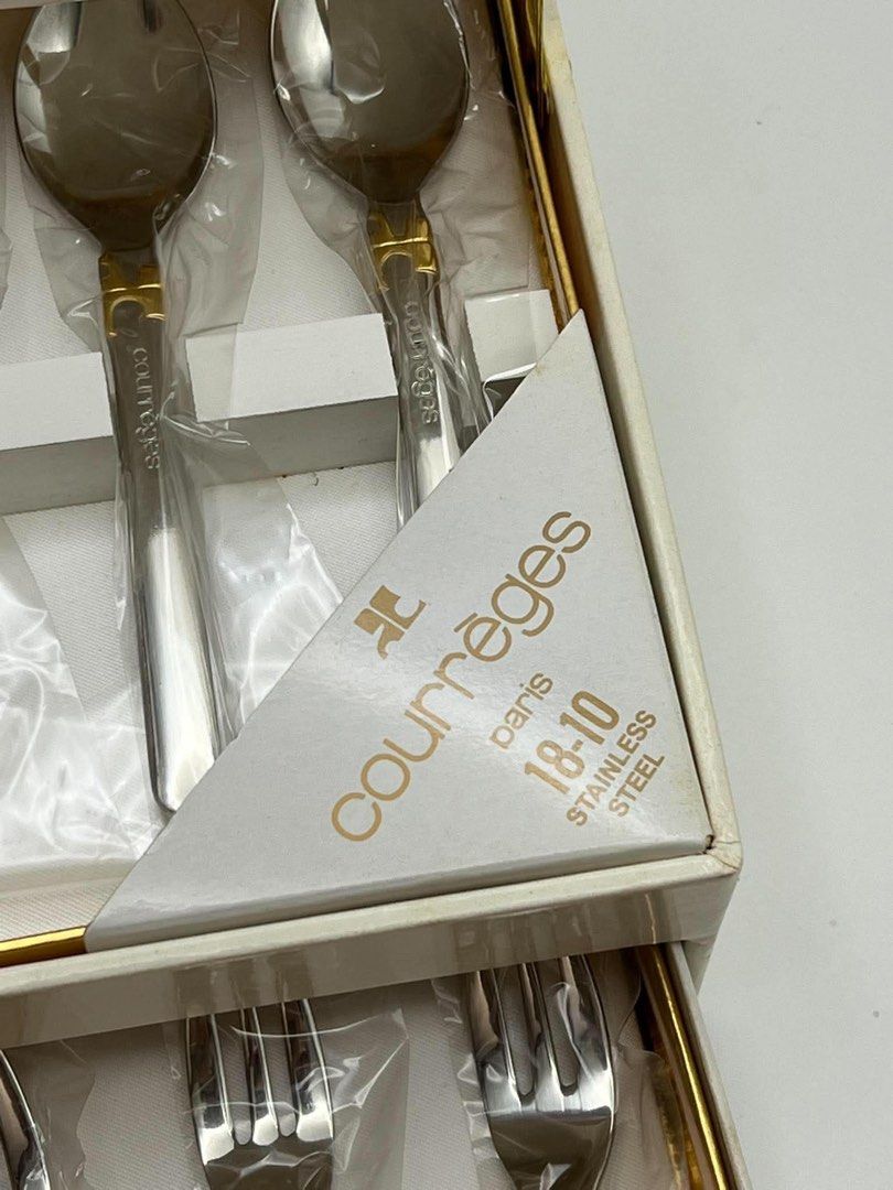 Authentic Bnew unused Courreges desert cutlery (Category: Dinnerware & Cutlery) located in Cagayan de Oro. Submitted by borse_de_amore (Listing ID 1465180385, Image 2). Description: Authentic Bnew unused Courreges desert cutlery Old na un box. But bnew unused po the cutlery itself 2k.