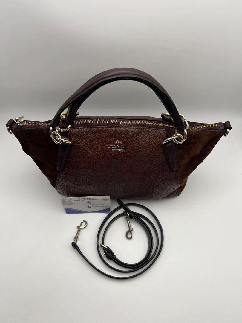 Authentic Coach mini 2 way in Burgundy color (Category: Tote Bags) located in Cagayan de Oro. Submitted by borse_de_amore (Listing ID 1465180967, Image 3). Description: Authentic Coach mini 2 way in Burgundy color Rank B+ signs of use exterior. Interior clean pa. Flaw: Creed may flaw na. With dustbag. 🏷️2,380.