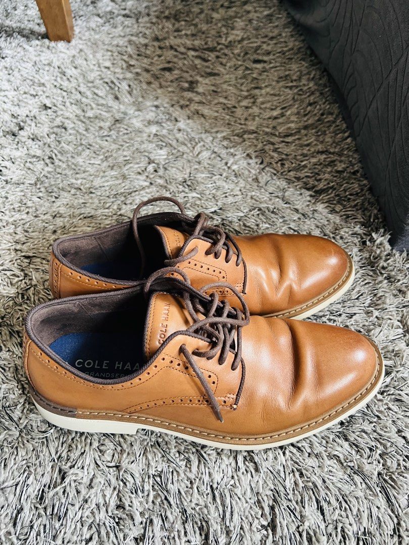 Authentic Cole Haan 360 Grand (Category: Casual Shoes) located in Quezon City. Submitted by flyingmommie (Listing ID 1465280055, Image 2). Description: .