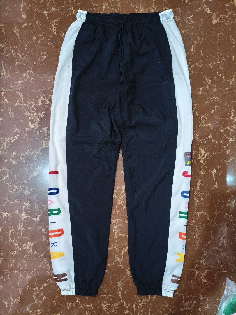 Authentic Jordan DNA Woven Pants (Category: Joggers) located in Paranaque City. Submitted by glendel_04 (Listing ID 1465181675, Image 2). Description: Excellent cond. size 32-34 Laundry ✅.